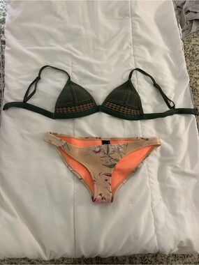 triangl swimwear set